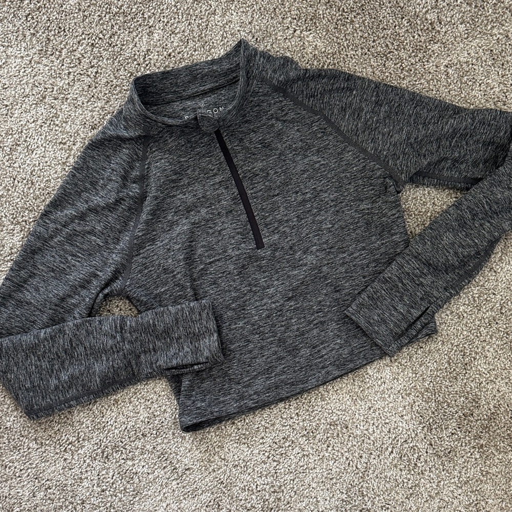 Paragon Heather Charcoal Quarter-Zip cropped LS sz medium
